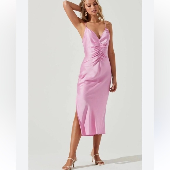 Astr the Label Valinda Ruched Front Midi Slip Dress Baby Pink revolve  Sz smalll - Picture 1 of 9